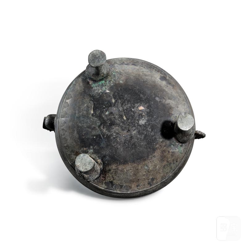 An archaic bronze ritual pouring vessel, he, Eastern Zhou dynasty, Spring and Autumn period | 東周春秋 青銅提梁獸首盉 - 图5